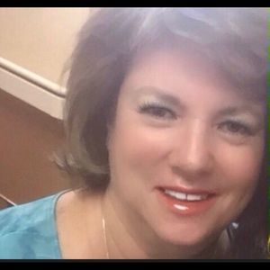 Meet your Posher, Judi